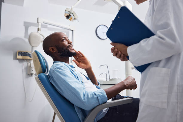 Best Emergency Tooth Extraction  in Elwood, KS