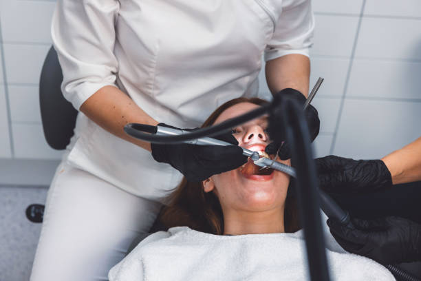 Best Cracked Tooth Emergency Dentist  in Elwood, KS